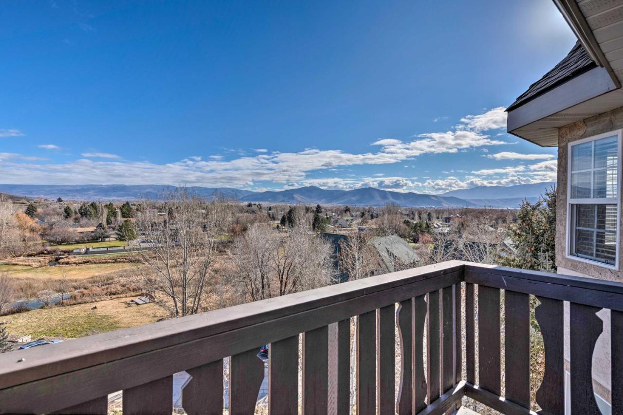 Large, Cozy Midway Studio With Mountain Views! Luaran gambar